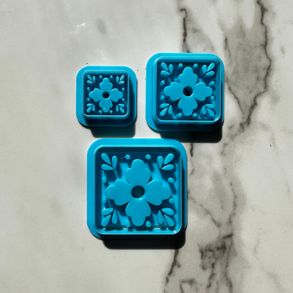 122 - Traditional Talavera Tile