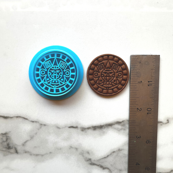 094 - Aztec Calendar Cutter