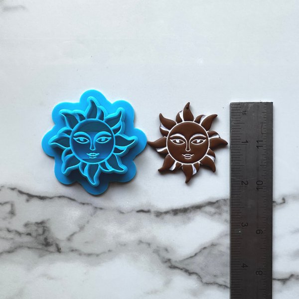 087 - Sassy Sun Cutter