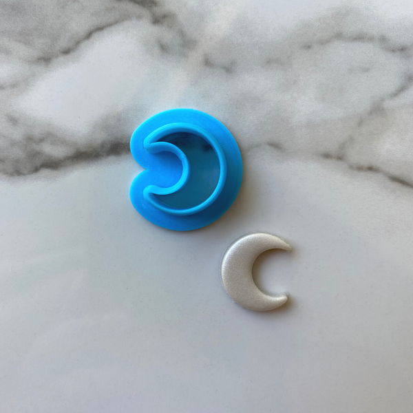 060 - Mini Moon Stud